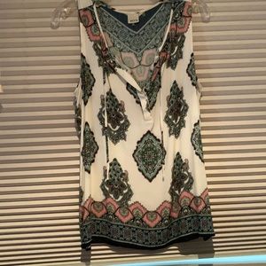 ECRU sleeveless blouse